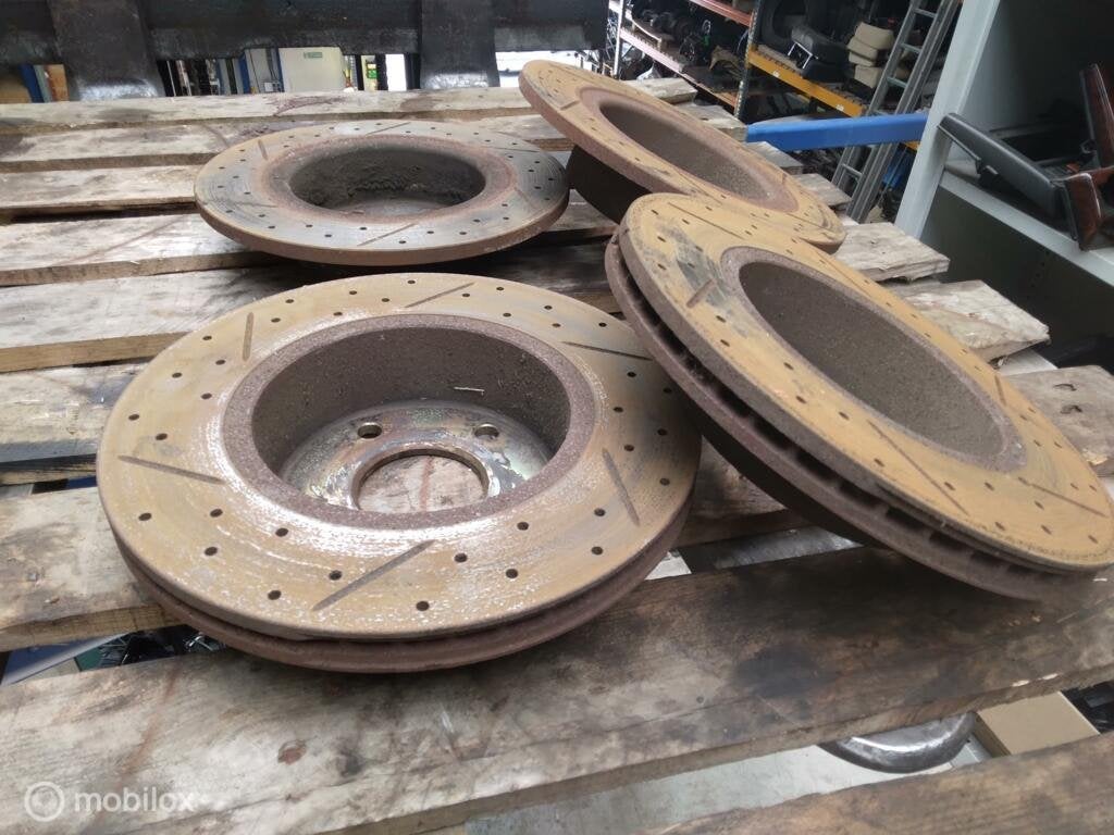 Geventileerde Remschijven set Range Rover P38 Grooved, Land Rover, Ophalen of Verzenden, Gebruikt, Land Rover