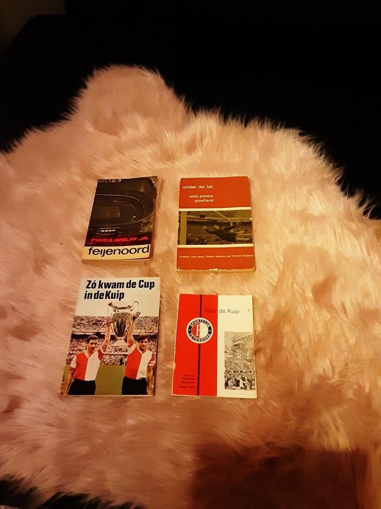 Feyenoord bladen en boekjes, Ophalen of Verzenden