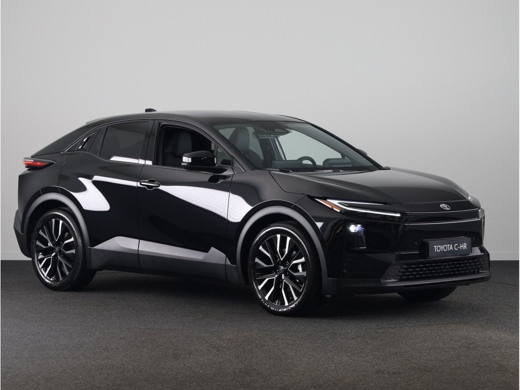 Toyota C-HR+ First Edition 77 kWh *EV - Deal* € 4.000,- vo, 12 maanden, Stof, 24 min, Zwart