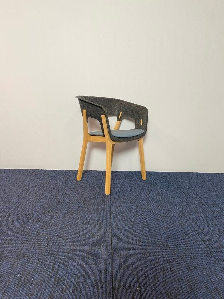 2 x Vergaderstoel Kusch & Co 3000 Njord, donkergrijs / hout, Ophalen, Gebruikt, Twee, Stof