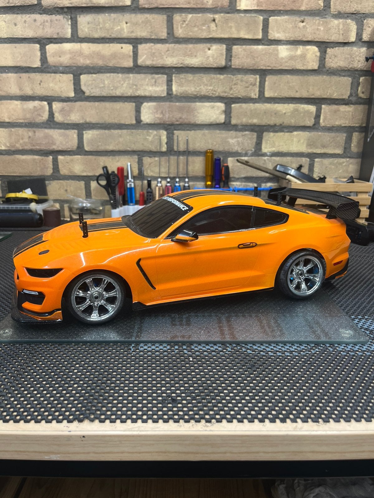 TAMIYA TT01 FORD MUSTANG, Elektro, Gebruikt, Ophalen of Verzenden, Schaal 1:10