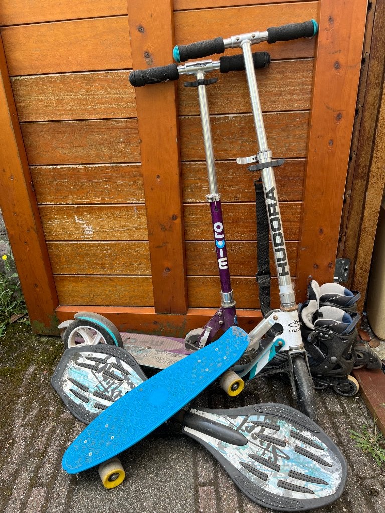 Kinderspeelgoed met wieltjes - Steps, skates, waveboard, Ophalen, Gebruikt, Overige typen, Met wieltjes