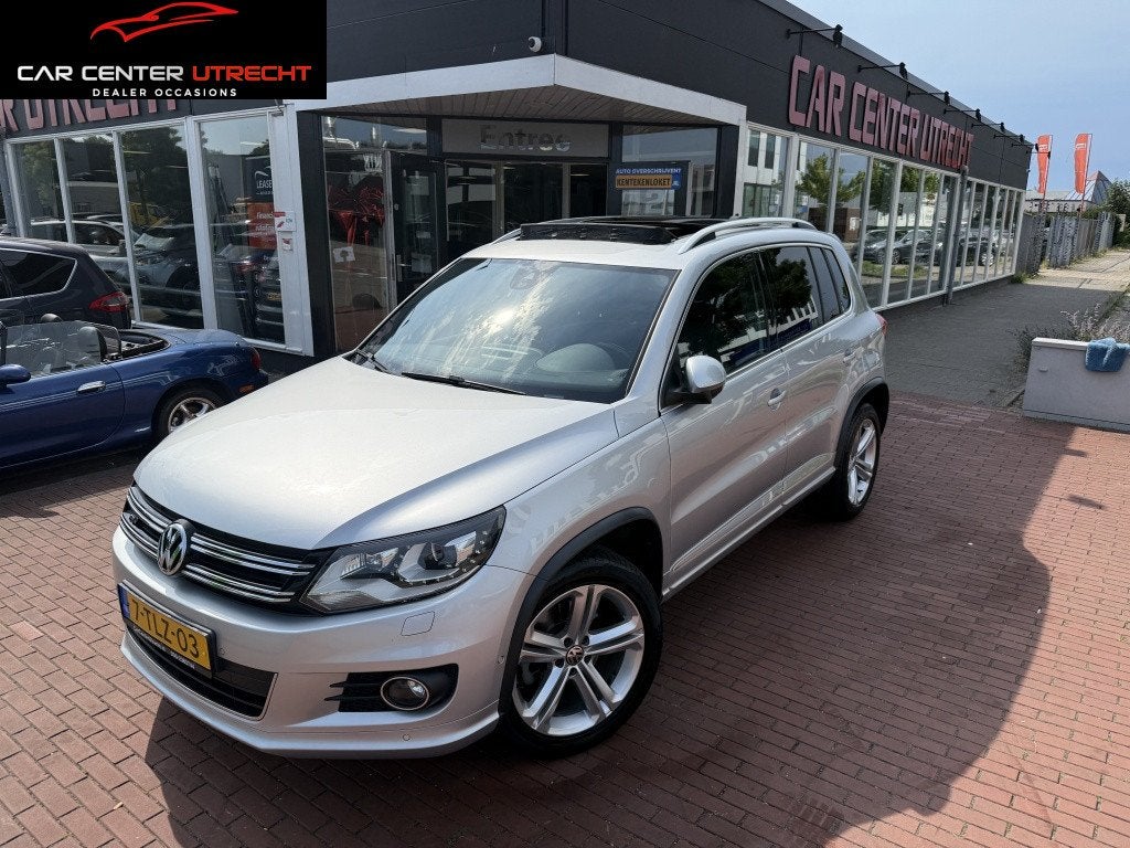 Volkswagen Tiguan 1.4 TSI R-Line Edition pano airco navi TOP, Auto's, Automaat, Euro 5, Start-stop-systeem, 4 cilinders