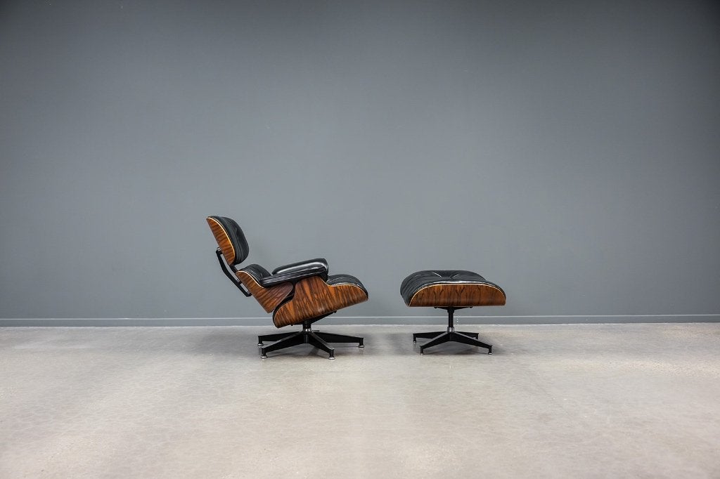 Eames lounge chair + ottoman, Ophalen