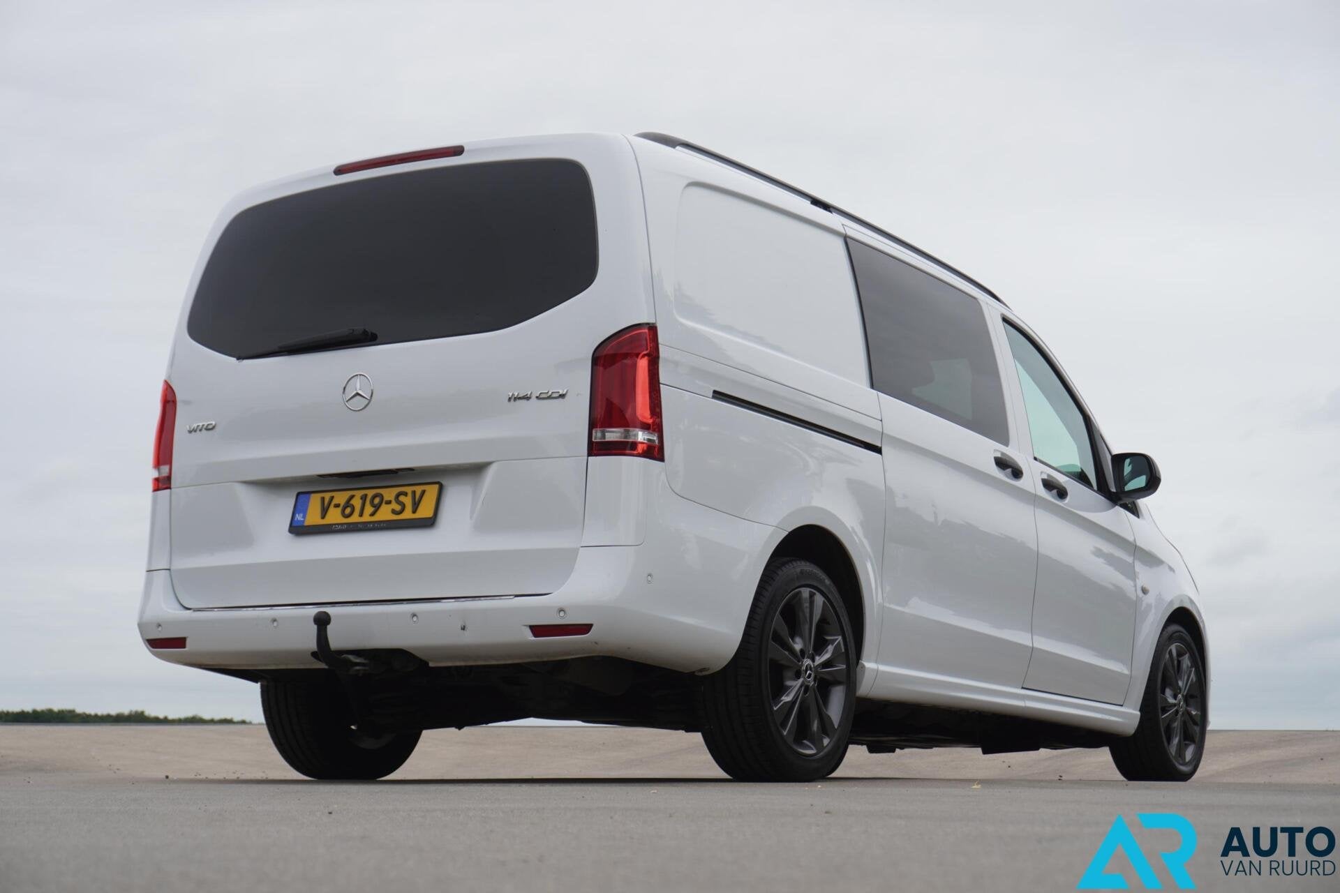 Mercedes Vito 114 CDI * 2 schuifdeuren * LED * Automaat *, Automaat, Gebruikt, 4 cilinders, Zwart