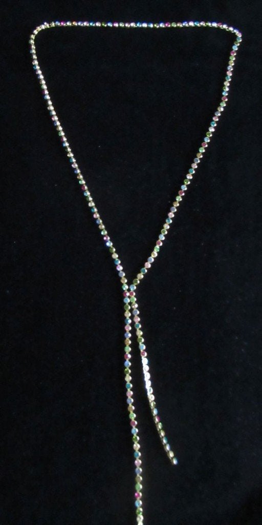 Ketting met 90 strass steentjes zilver of goudkleur, Ophalen, Nieuw, Goud, Overige materialen