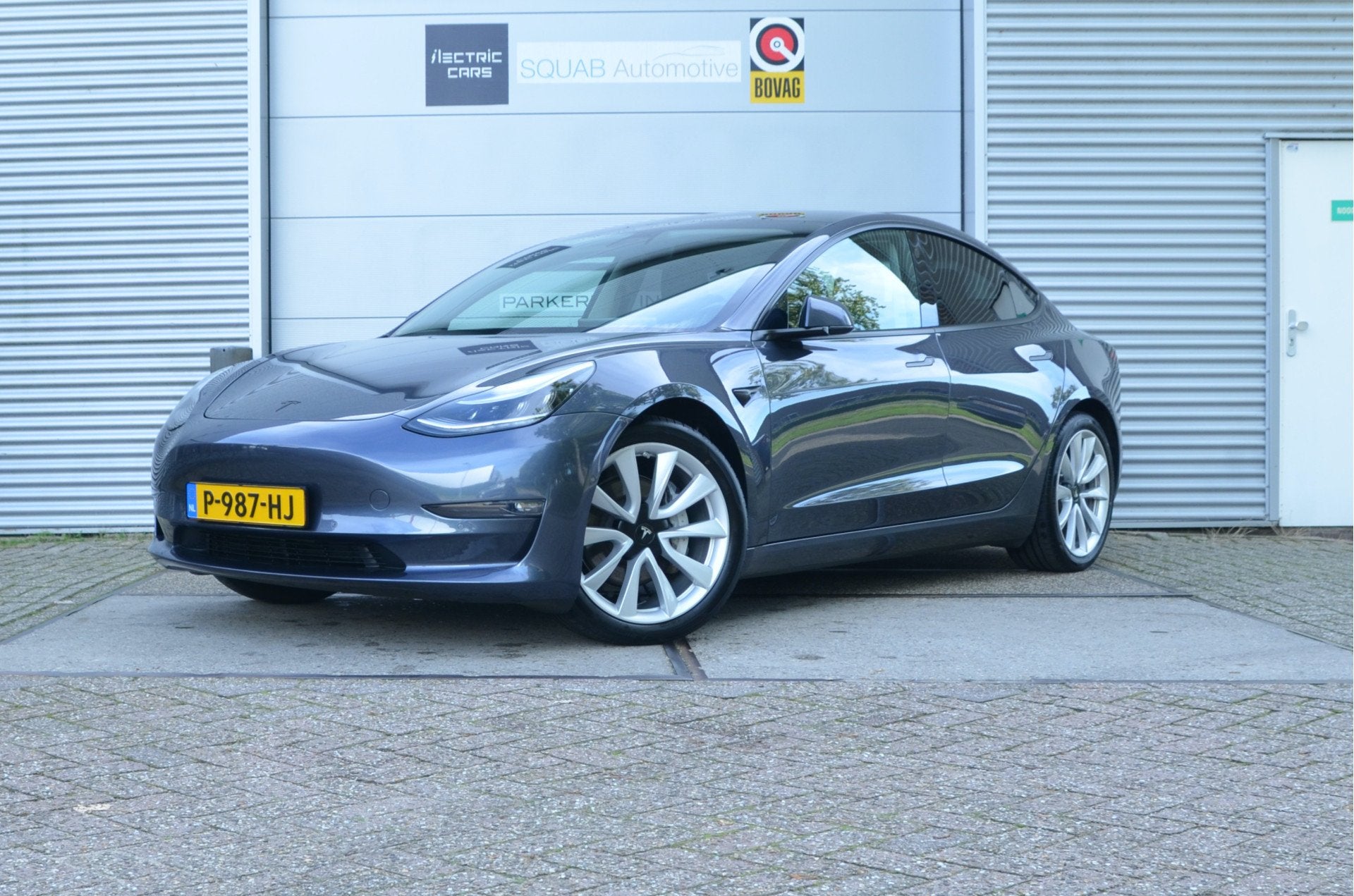 Tesla Model 3 Long Range AWD 75 kWh Trekhaak (1.000kg) AutoP, Leder, 351 pk, 1000 kg, 84 €/maand