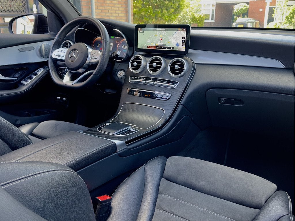 Mercedes-Benz GLC 300e 4MATIC AUT9 AMG-STYLE PANODAK LEDER N, Automaat, Gebruikt, Euro 6, 4 cilinders