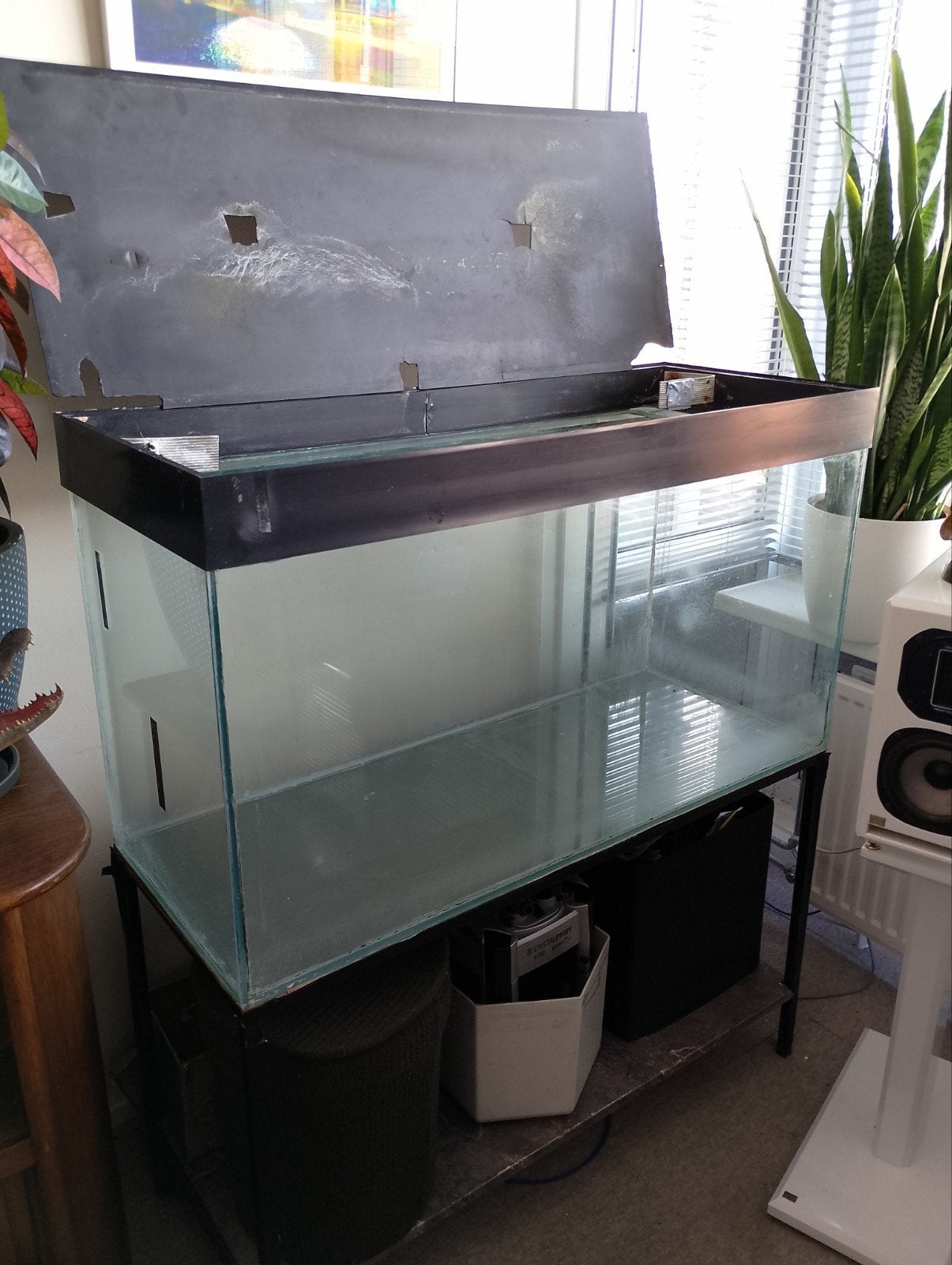 gratis project meter bak.+ silode ijzeren onderstel, Ophalen, Inclusief deksel, Gebruikt, Leeg aquarium