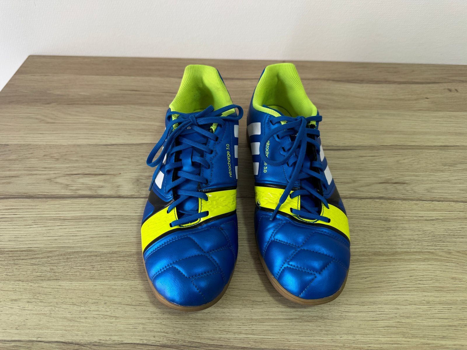 Adidas Nitrocharge 3.0 zaalvoetbalschoenen - Maat 43 1/3, Ophalen of Verzenden, Gebruikt, Schoenen