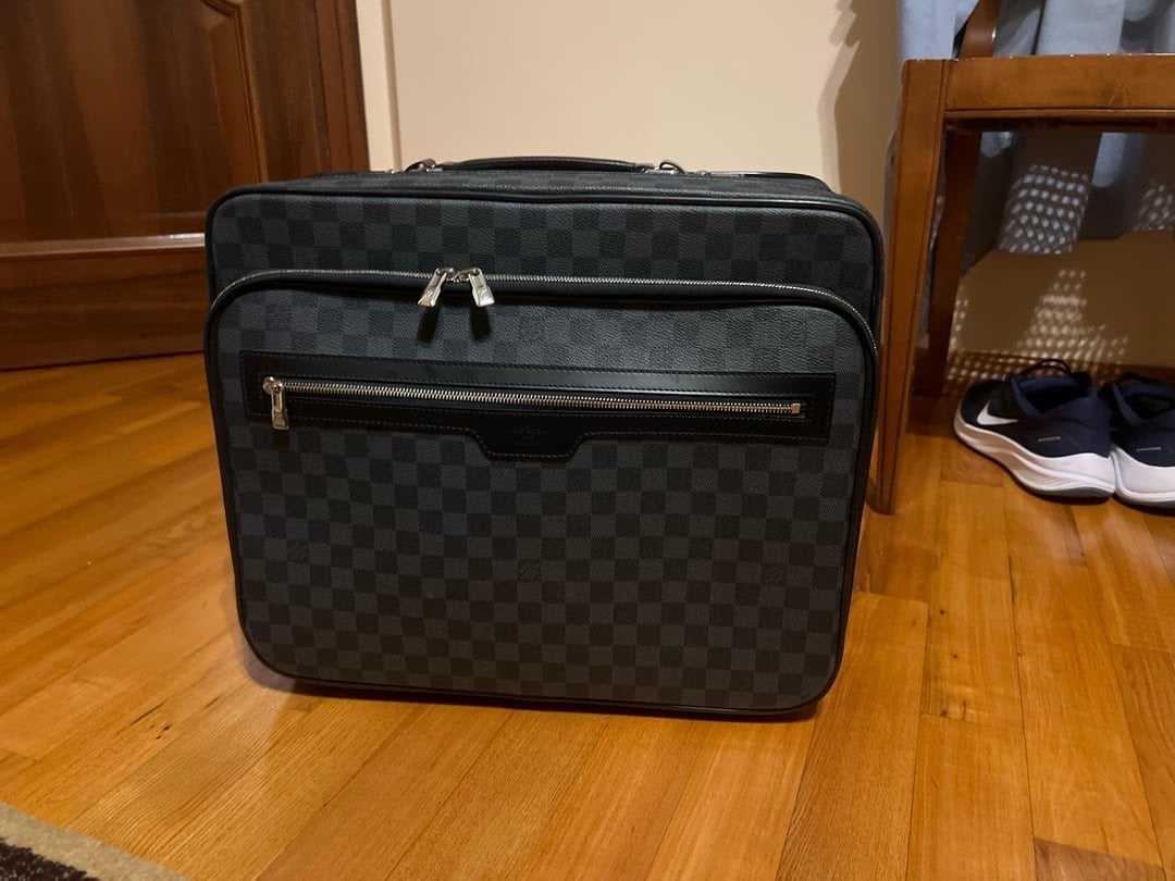 Louis Vuitton Pilot Case Damier Graphite N23206, 40 tot 60 cm, Gebruikt, 20 tot 30 cm, Zwart