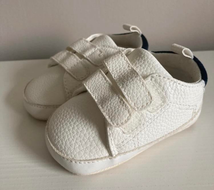 Babyschoentjes wit 6-12 maanden, Ophalen of Verzenden, Nieuw, Jongetje of Meisje, Schoentjes