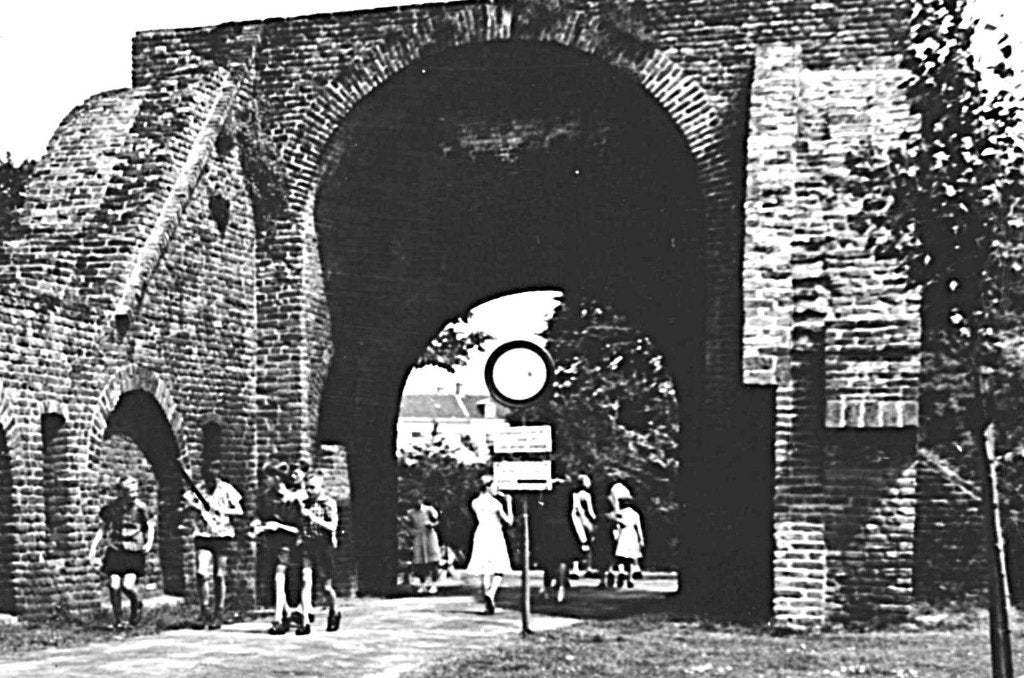 949097 Zutphen Jr 60 70 Spaanse Poort  Onbeschreven, Ophalen of Verzenden, 1960 tot 1980, Ongelopen, Gelderland
