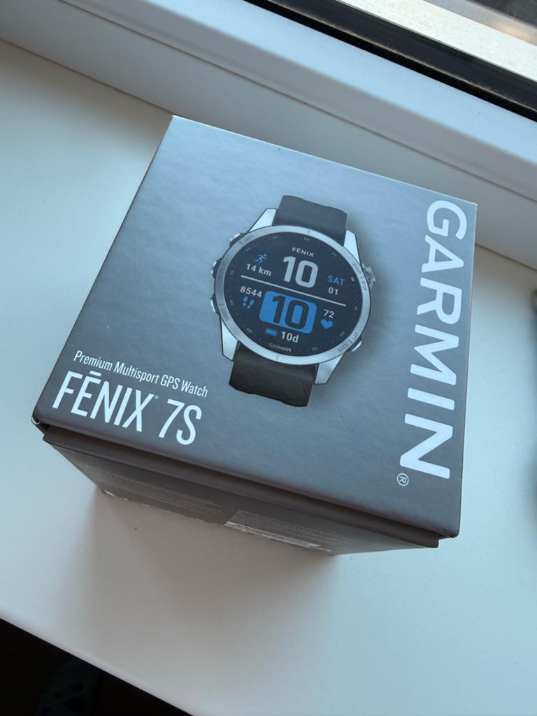 Garmin Fenix 7S - Zo goed als nieuw met extra bandjes, Sieraden, Tassen en Uiterlijk, Sporthorloges, Afstand, Zwart, Ophalen of Verzenden