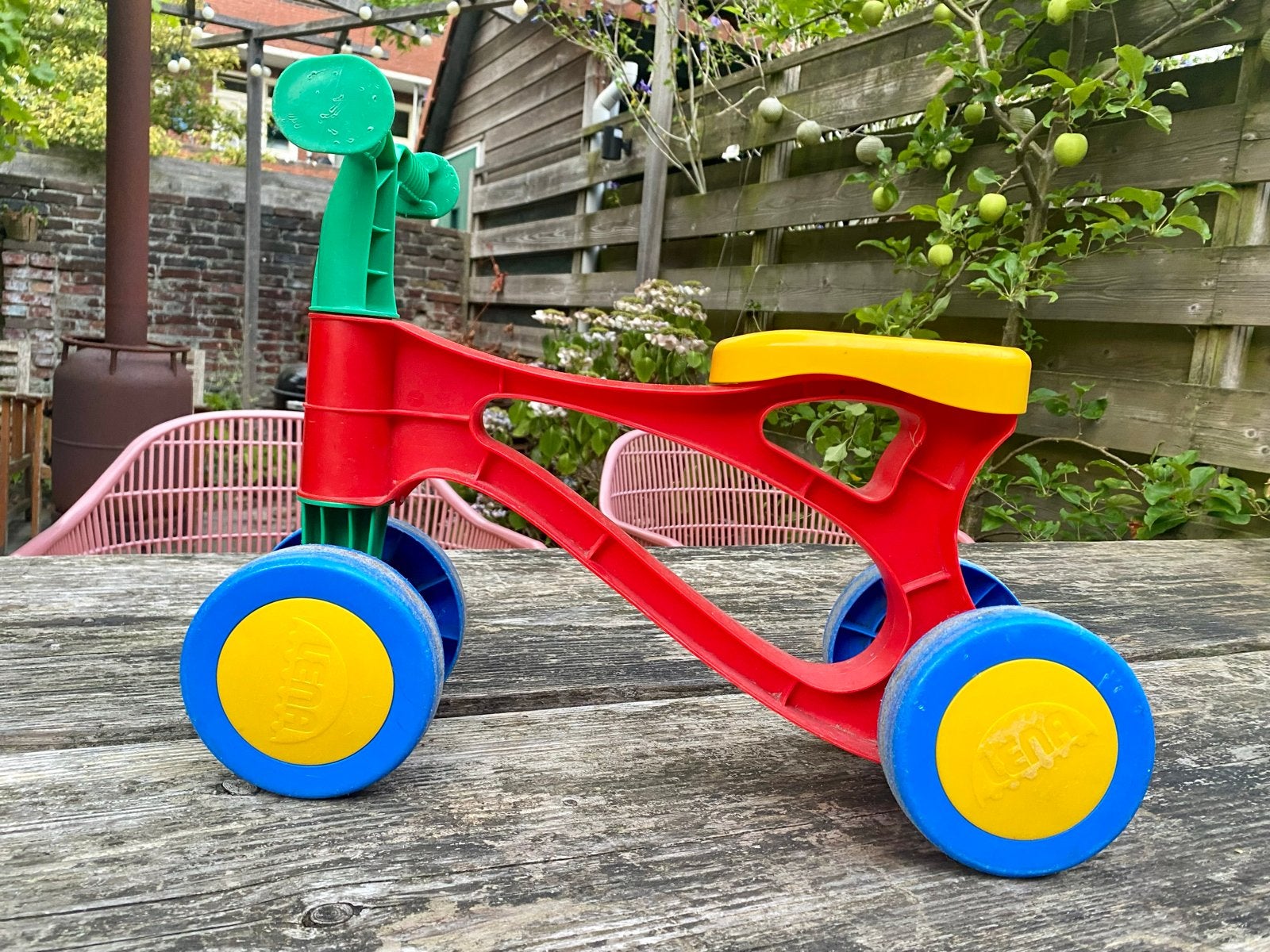 Lena My First Scooter Loopfiets Rood/Blauw/Geel, Ophalen of Verzenden, Gebruikt, Loopfiets