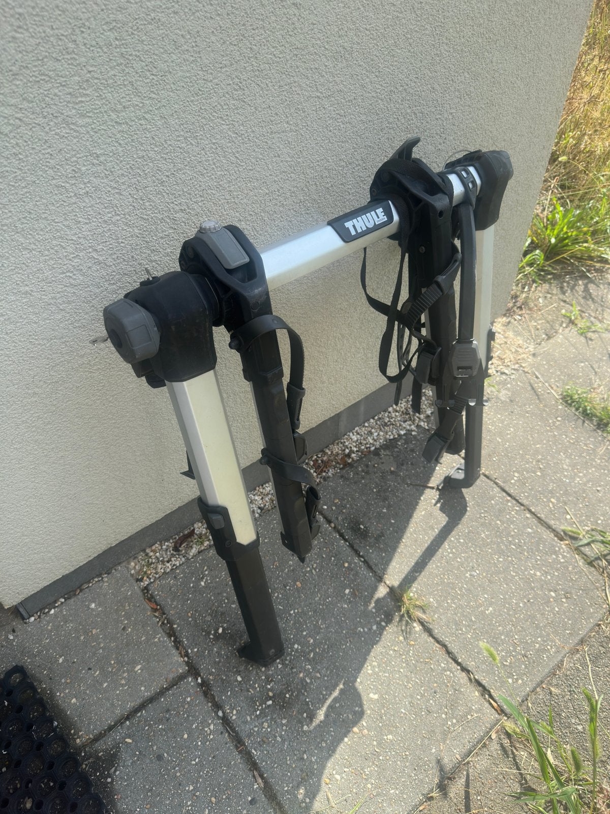Thule outway 2, Ophalen, 2 fietsen, Gebruikt, Achterklepdrager