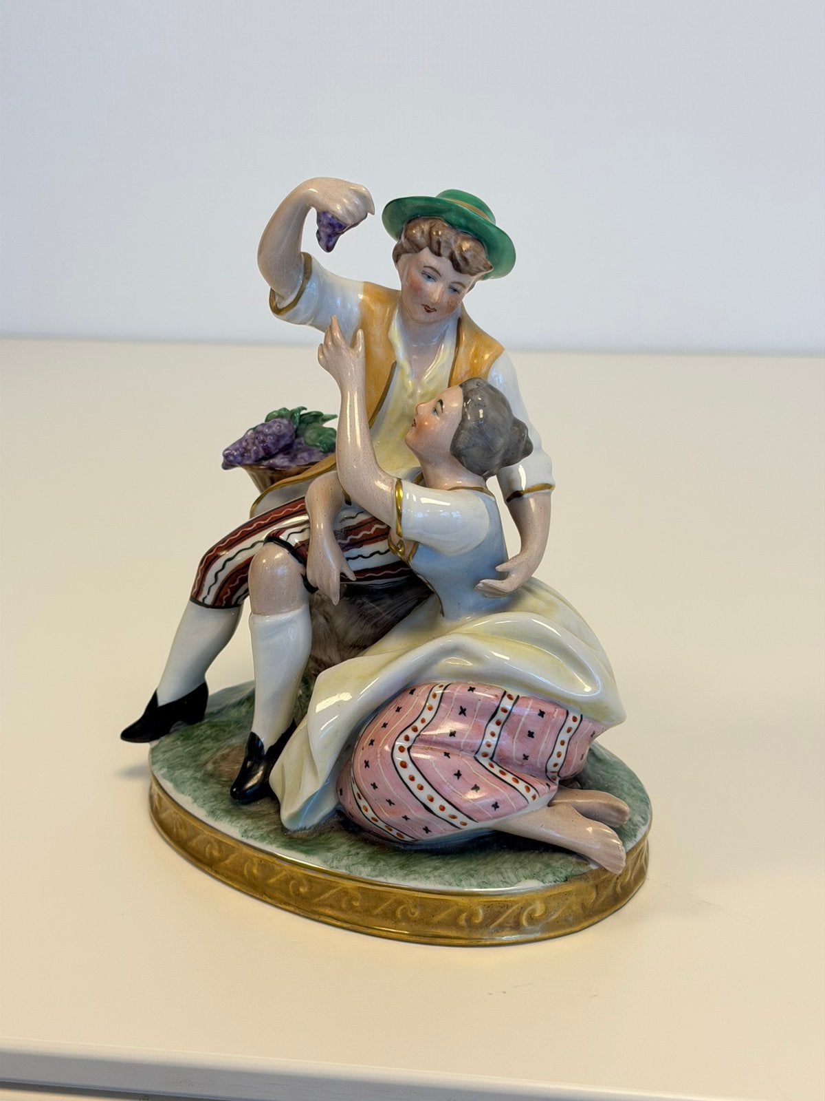 Gerold Porzellan Bavaria beeld romantisch Handgeschilderd, Ophalen of Verzenden, Handgemaakt, Beeld