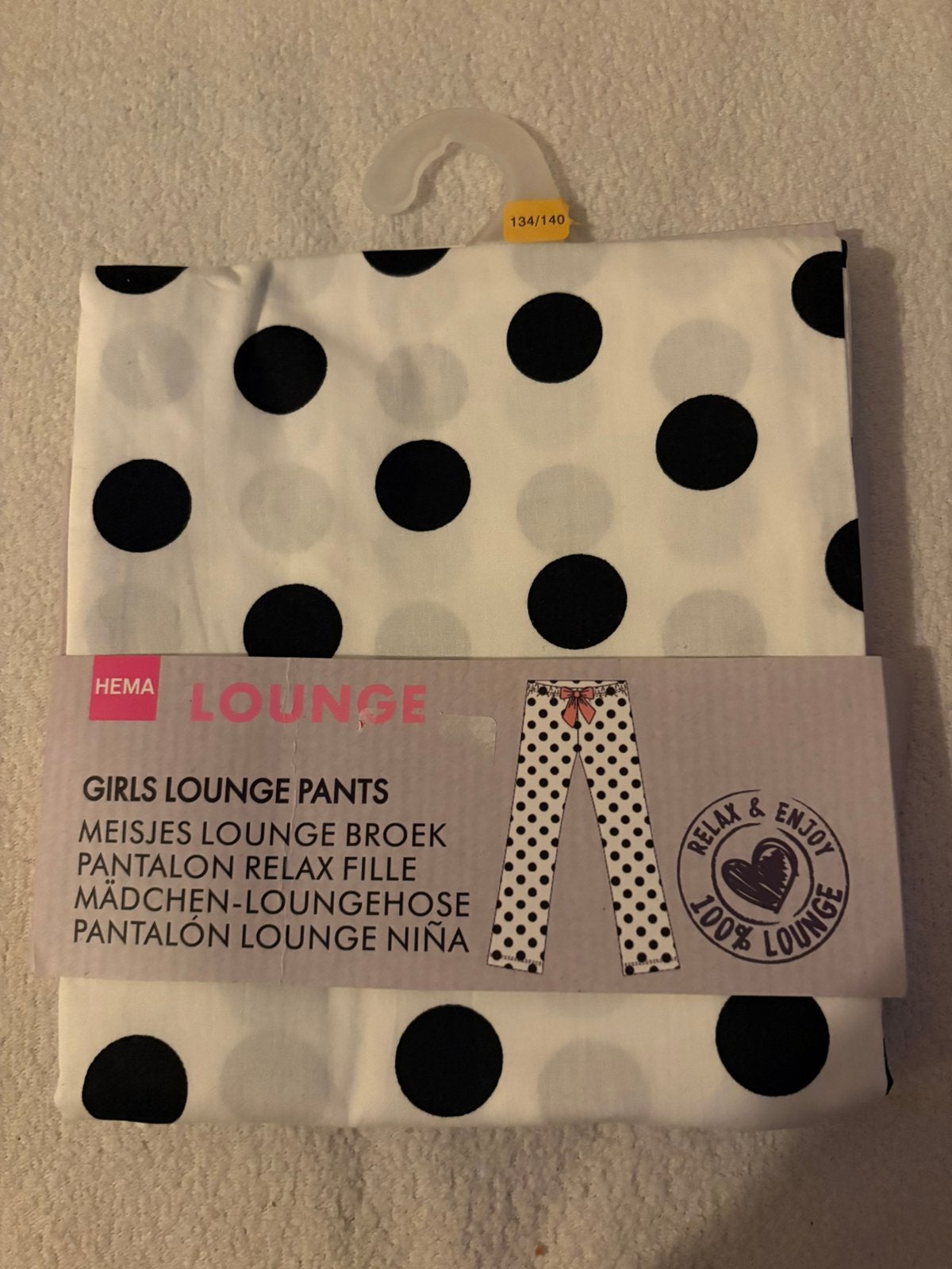 Nieuw - girls lounge pants, wit met zwarte stippen, 134/140, Kinderen en Baby's, Kinderkleding | Maat 134, Ophalen of Verzenden