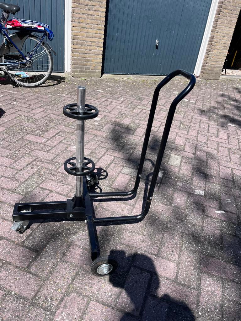 Verrijdbare bandenstandaard / bandenrek, Ophalen, Gebruikt