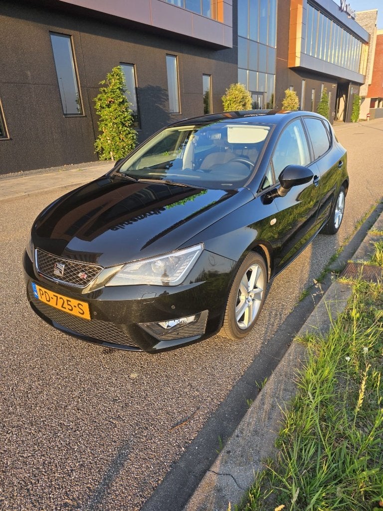 Seat Ibiza FR -Eerste eigenaar-1.0 TSI 70KW 5DRS 2017 Zwart, Voorwielaandrijving, Stof, 40 €/maand, 995 kg