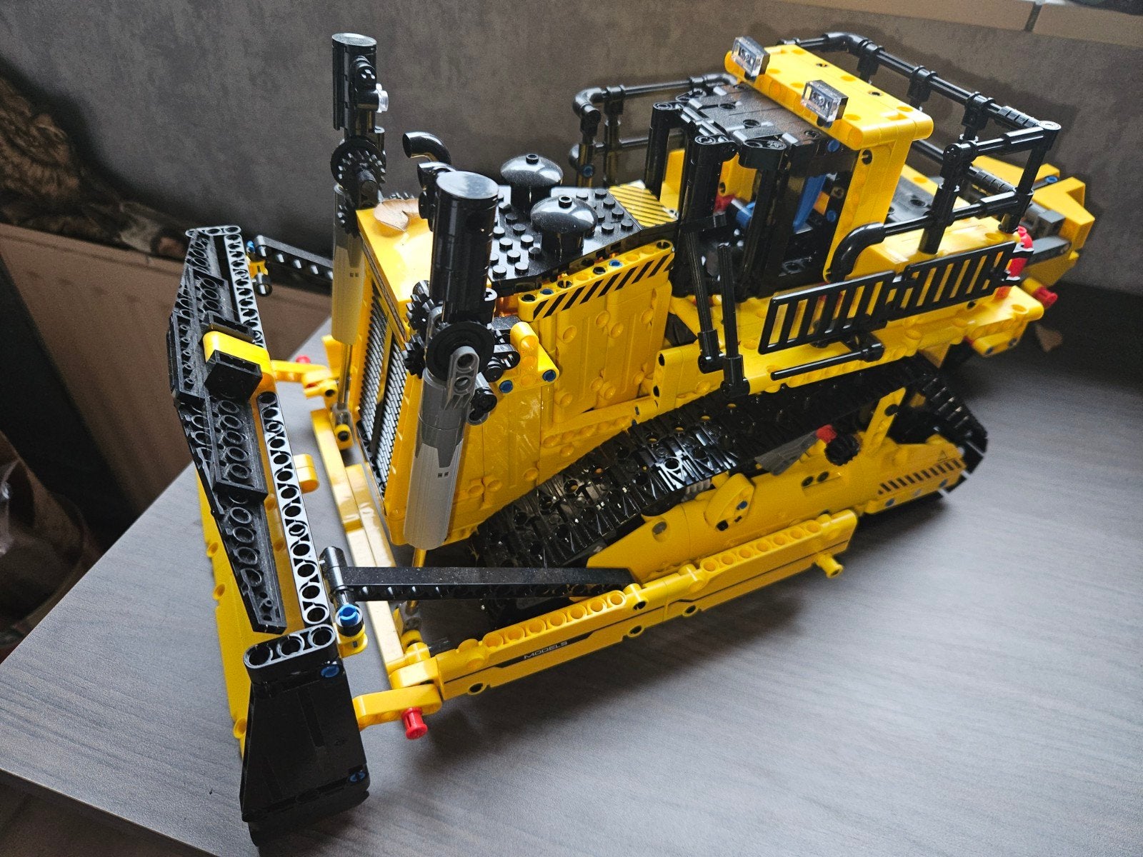 Lego Technic Bulldozer - Geel en Zwart, Ophalen, Zo goed als nieuw