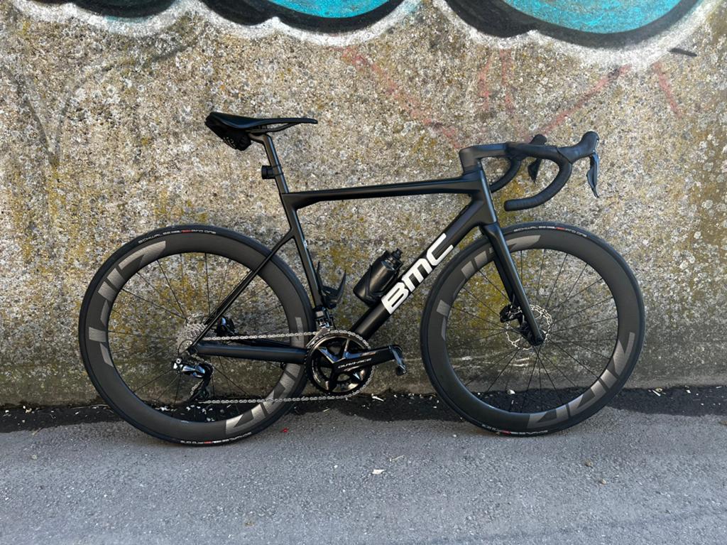 BMC SLR 01 Stealth edition - Maat 54 in zeer nette staat., Fietsen en Brommers, Fietsen | Racefietsen, Carbon, Meer dan 20 versnellingen