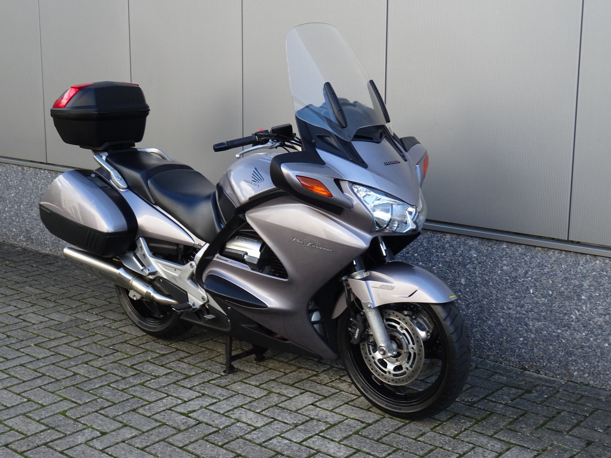Honda ST 1300 PAN EUROPEAN ABS (bj 2003), Toermotor, 1300 cc, Gebruikt, Bedrijf