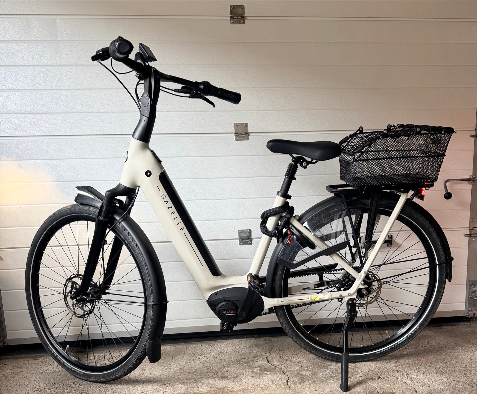 Gazelle Grenoble C5, Fietsen en Brommers, Elektrische fietsen, Ophalen, Zo goed als nieuw, 47 tot 51 cm, 50 km per accu of meer