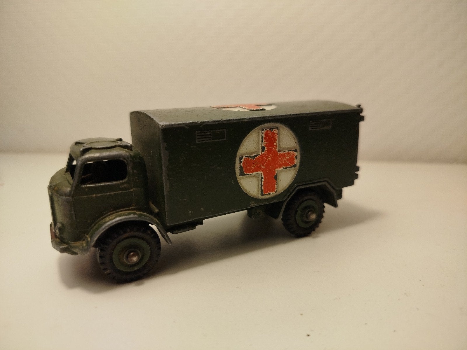 Dinky Toys 626 Ambulance Militair Leger Vintage Speelgoed, Verzenden