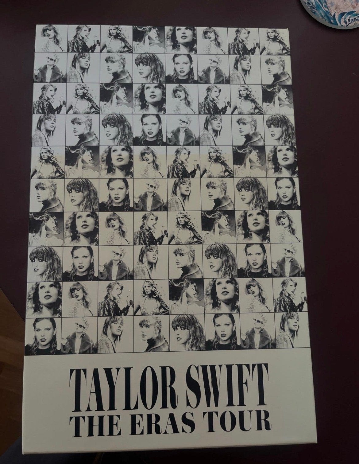 Taylor Swift The Eras Tour VIP Box Set, Ophalen of Verzenden, Zo goed als nieuw, Overige typen
