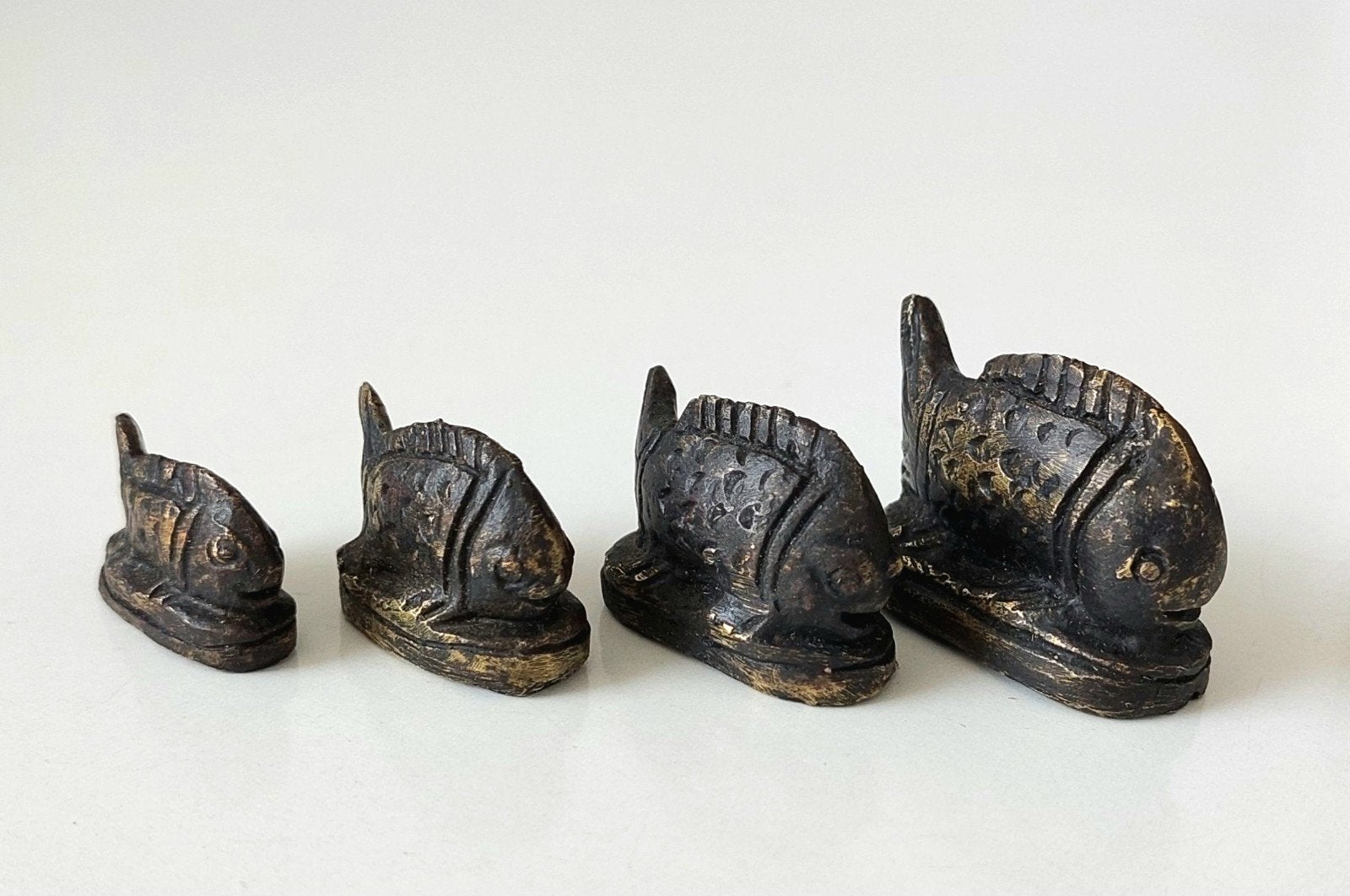 Oude Oosterse Bronzen Opiumgewichten Vissen Brons Gewichten, Ophalen of Verzenden