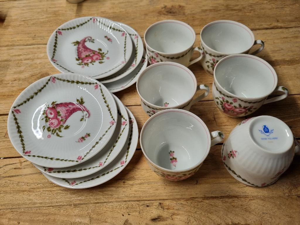 Set August Warnecke, dekor Füllhorn., Huis en Inrichting, Keuken | Servies, Nieuw, Ophalen of Verzenden, Overige stijlen, Kop(pen) en/of Schotel(s)