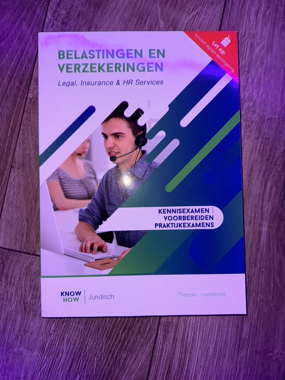 MBO Juridische Studieboeken | Legal & HR Niveau 4, Ophalen of Verzenden, Zo goed als nieuw, Overige niveaus, Overige vakken