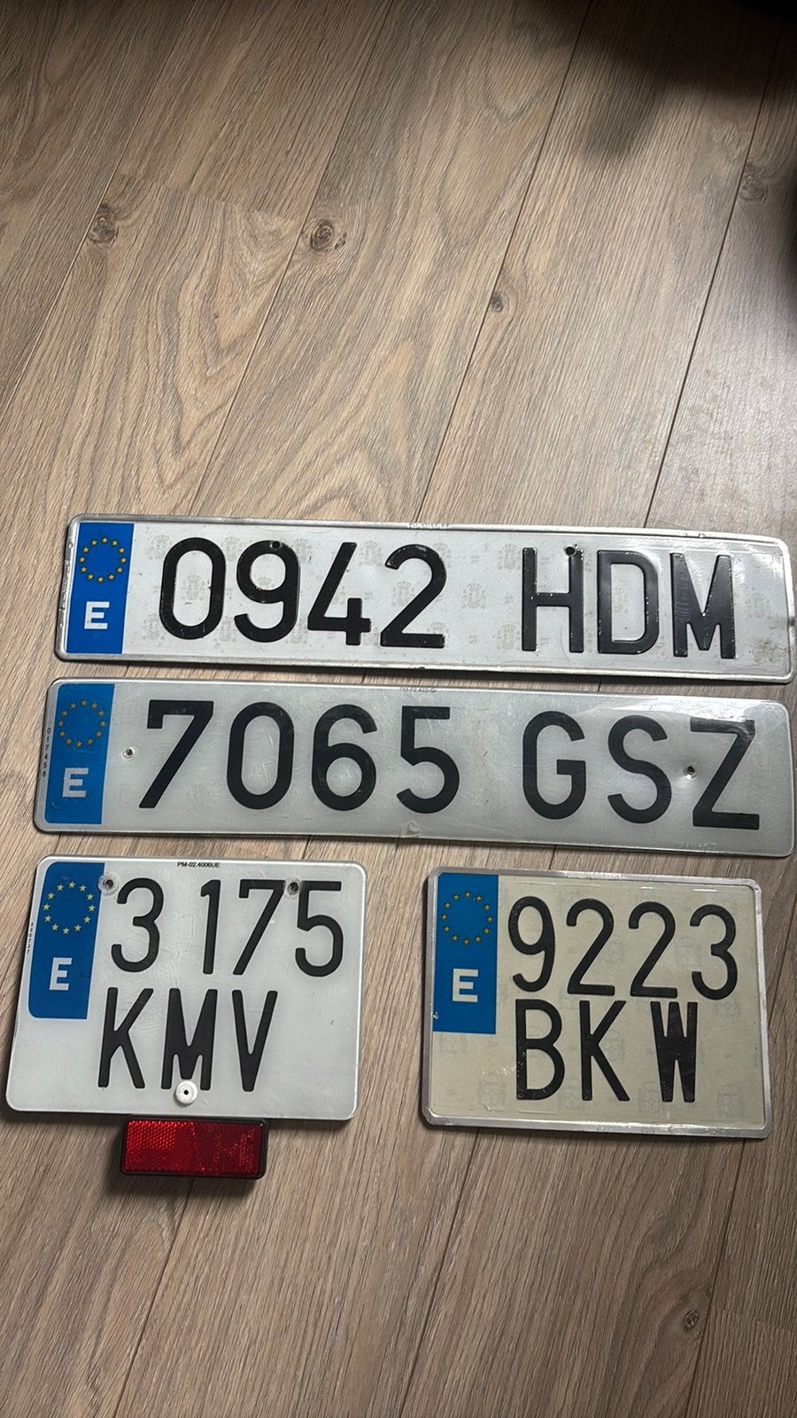 Spaanse Kentekenplaten - in goede staat - decoratie, Ophalen of Verzenden, Gebruikt, Universele onderdelen