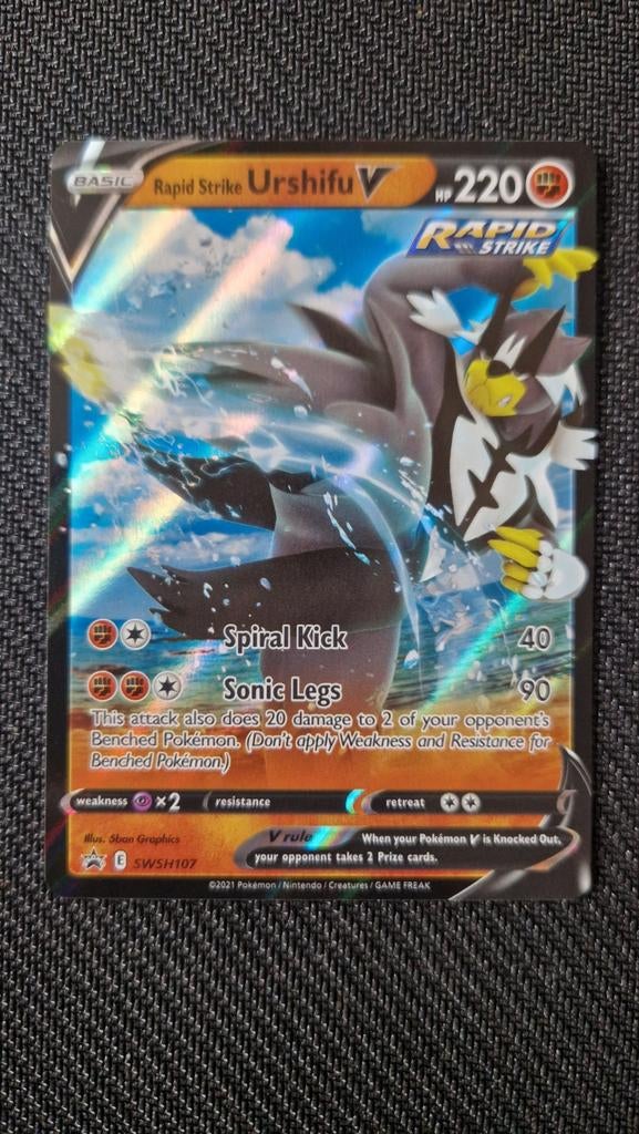 Rapid Strike Urshifu V SWSH107 Promokaart Pokemon, Ophalen of Verzenden, Zo goed als nieuw, Losse kaart