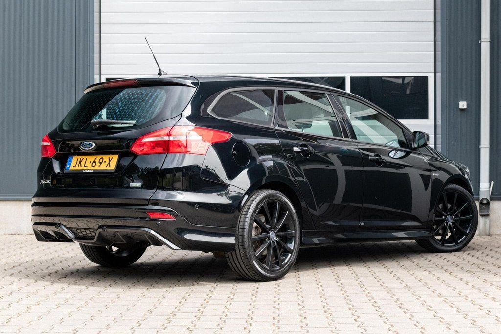 Ford Focus Wagon 1.0 ST-Line|NW. DISTR. RIEM|STOEL-STUUR VER, Auto's, Ford, 125 pk, Gebruikt, Zwart, Handgeschakeld