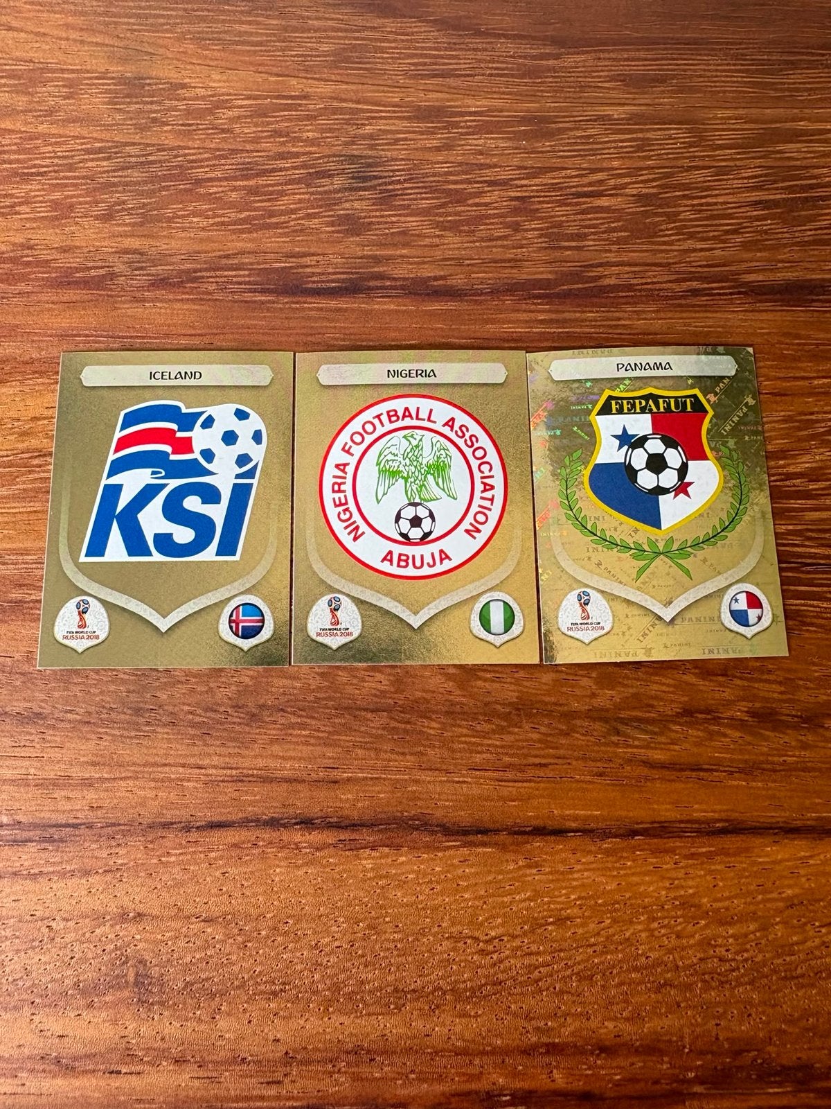 Panini FIFA World Cup 2018 Rusland Gold Stickers, Ophalen of Verzenden, Zo goed als nieuw, Meerdere stickers