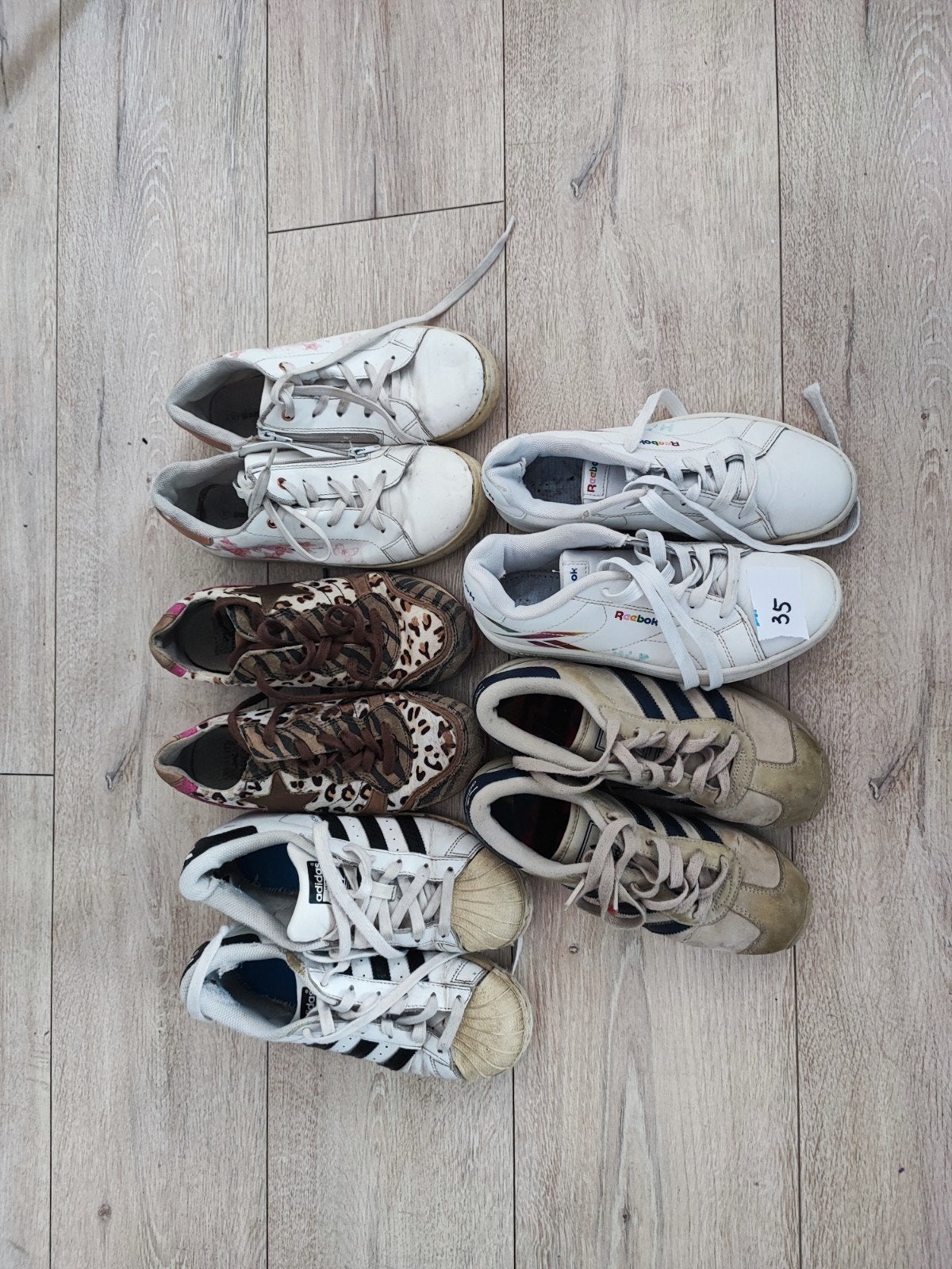 Meisjes schoenen maat 35 - Diverse merken, Kleding | Dames, Schoenen, Gedragen, Sneakers of Gympen, Overige kleuren, Ophalen of Verzenden