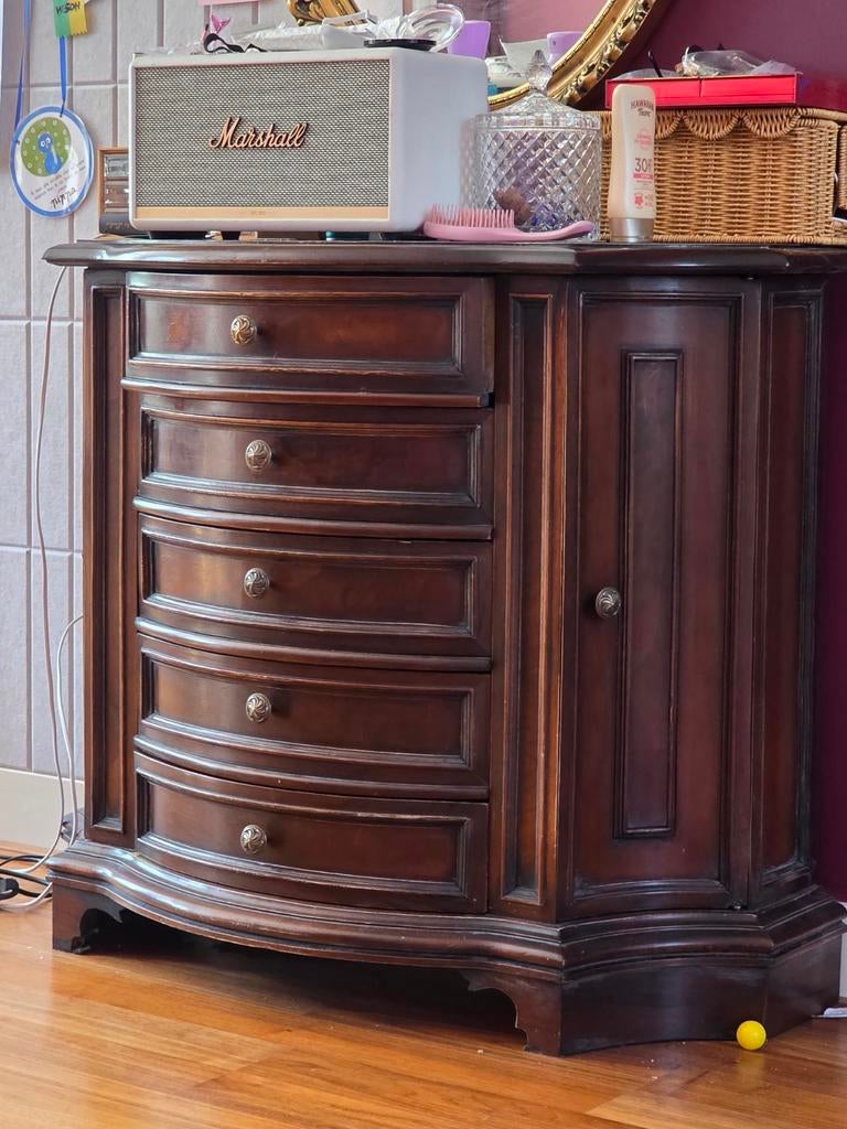 Leuk antiek kastje met unieke vorm, Ophalen, 25 tot 50 cm, 50 tot 100 cm