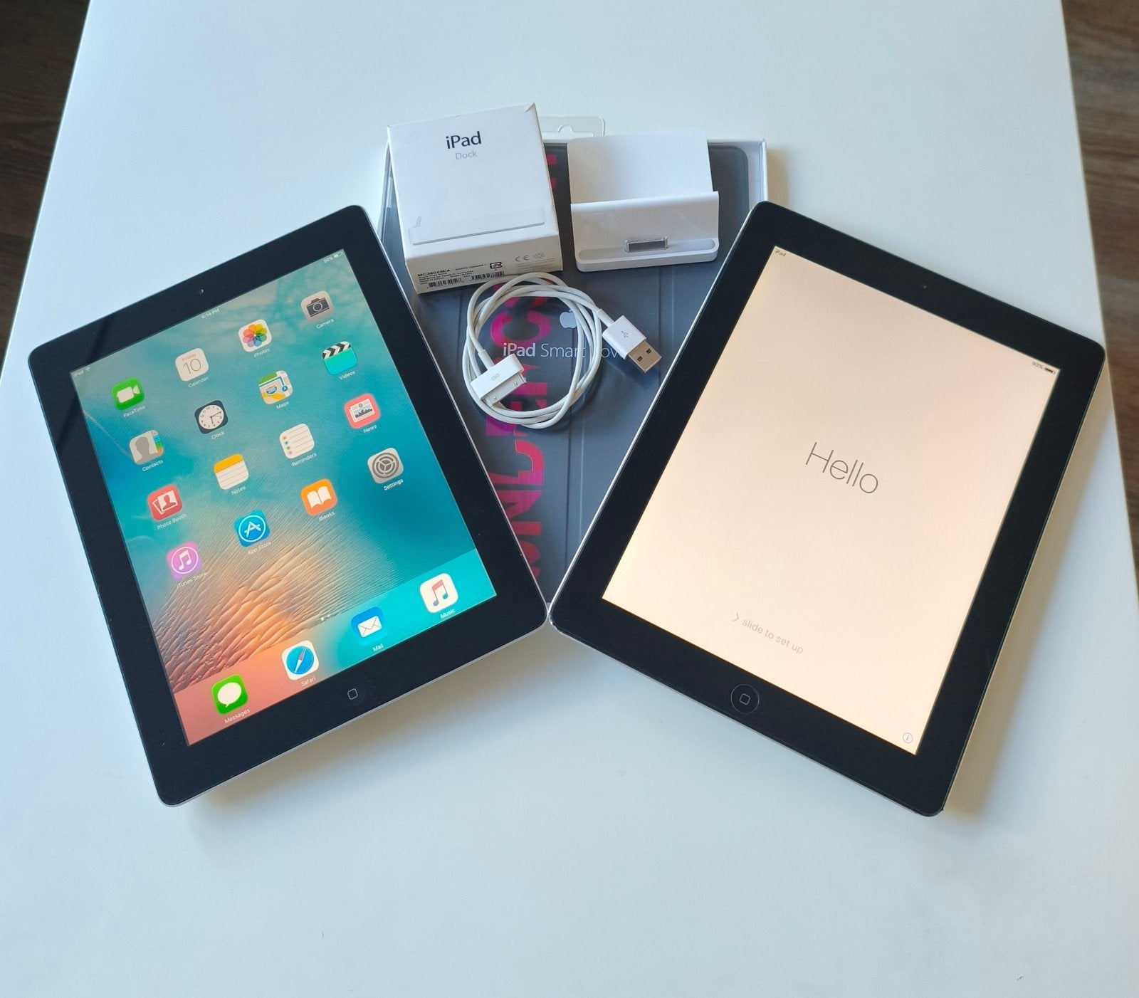 Apple iPad 2 A1395 (16GB, Wi-Fi) met accessoires, Computers en Software, Apple iPads, Gebruikt, Apple iPad, Wi-Fi, 10 inch, 16 GB
