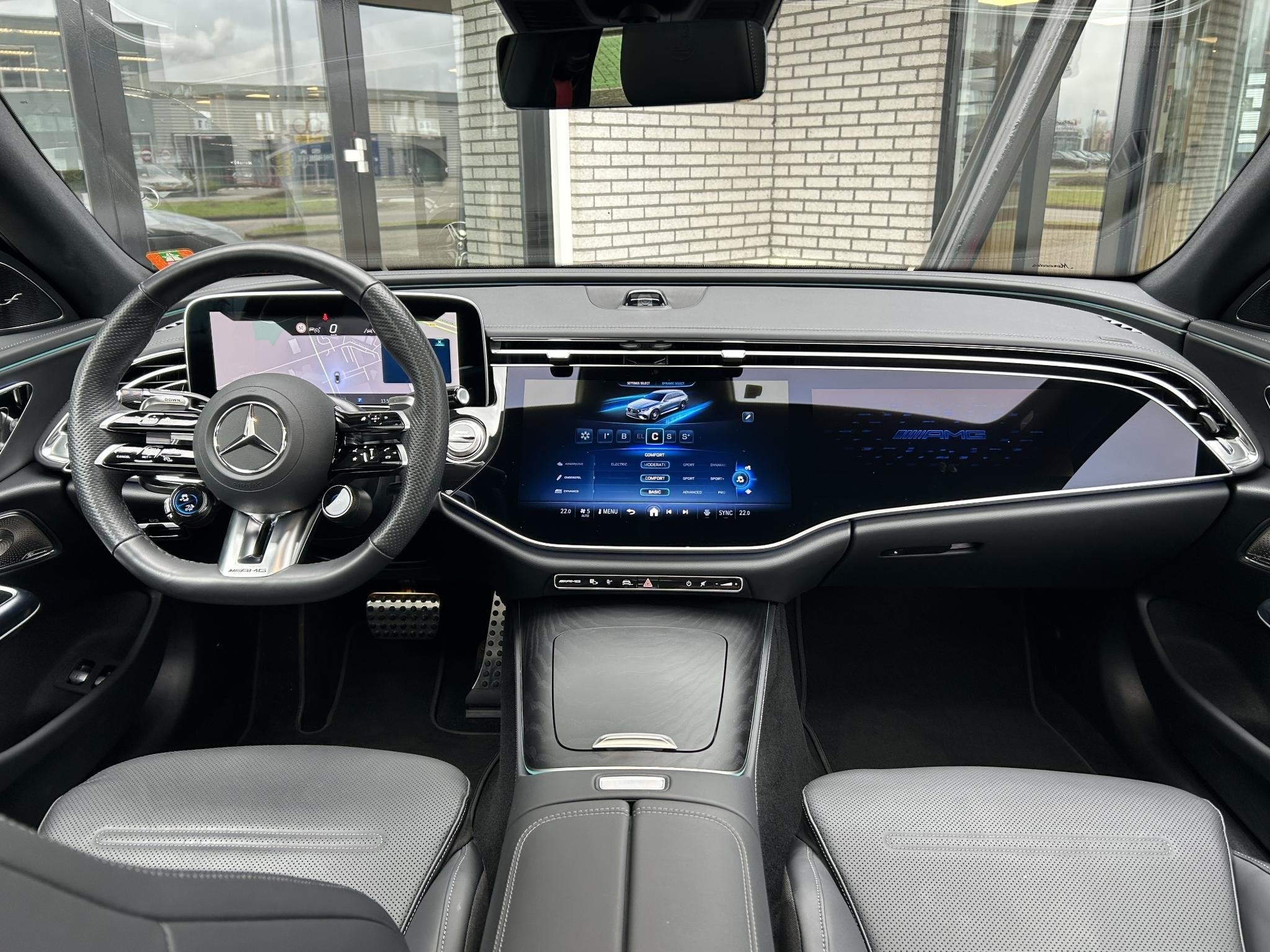 Mercedes-Benz E-klasse Estate AMG 53 4MATIC+ Night Edition |, Auto's, Automaat, Stof, Gebruikt, 21 kWh