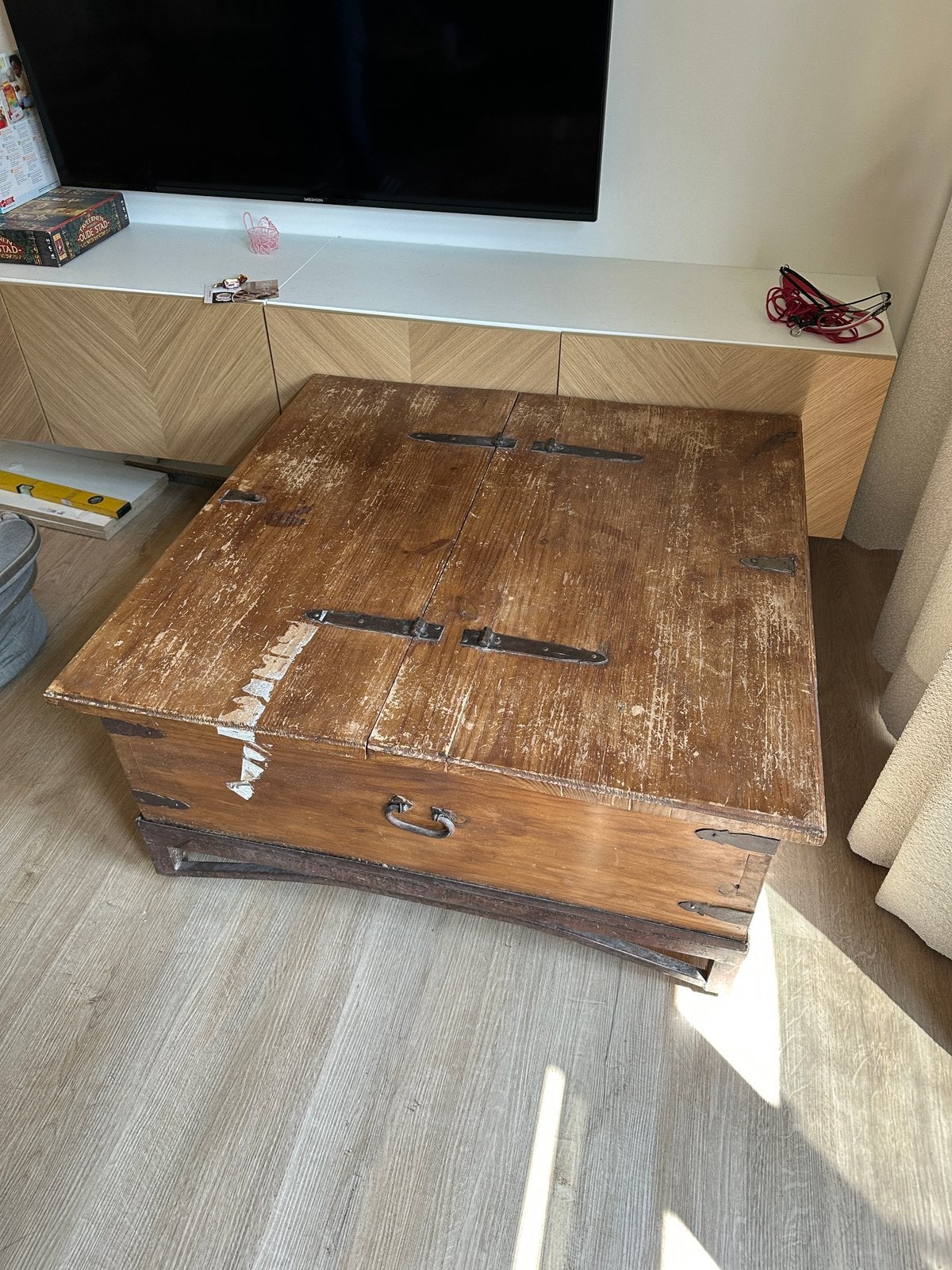 Rustieke houten kist/salontafel, Ophalen, Gebruikt, 50 tot 100 cm, Vierkant