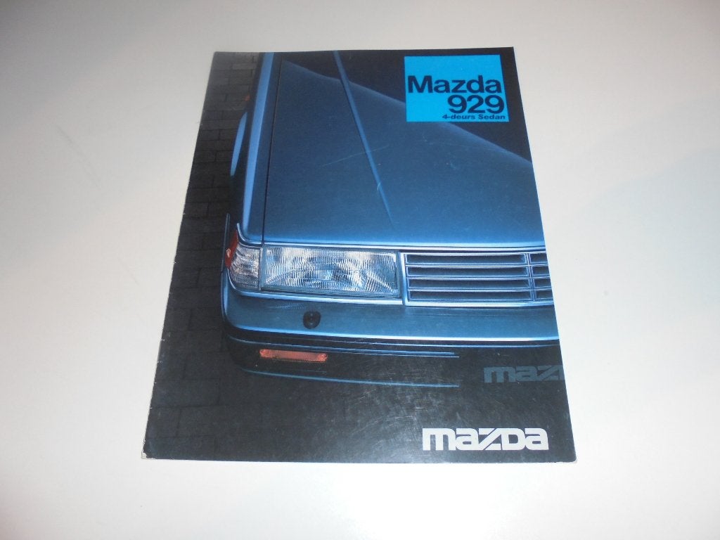 brochure Mazda 929 Sedan  1984, Ophalen of Verzenden, Gelezen, Mazda