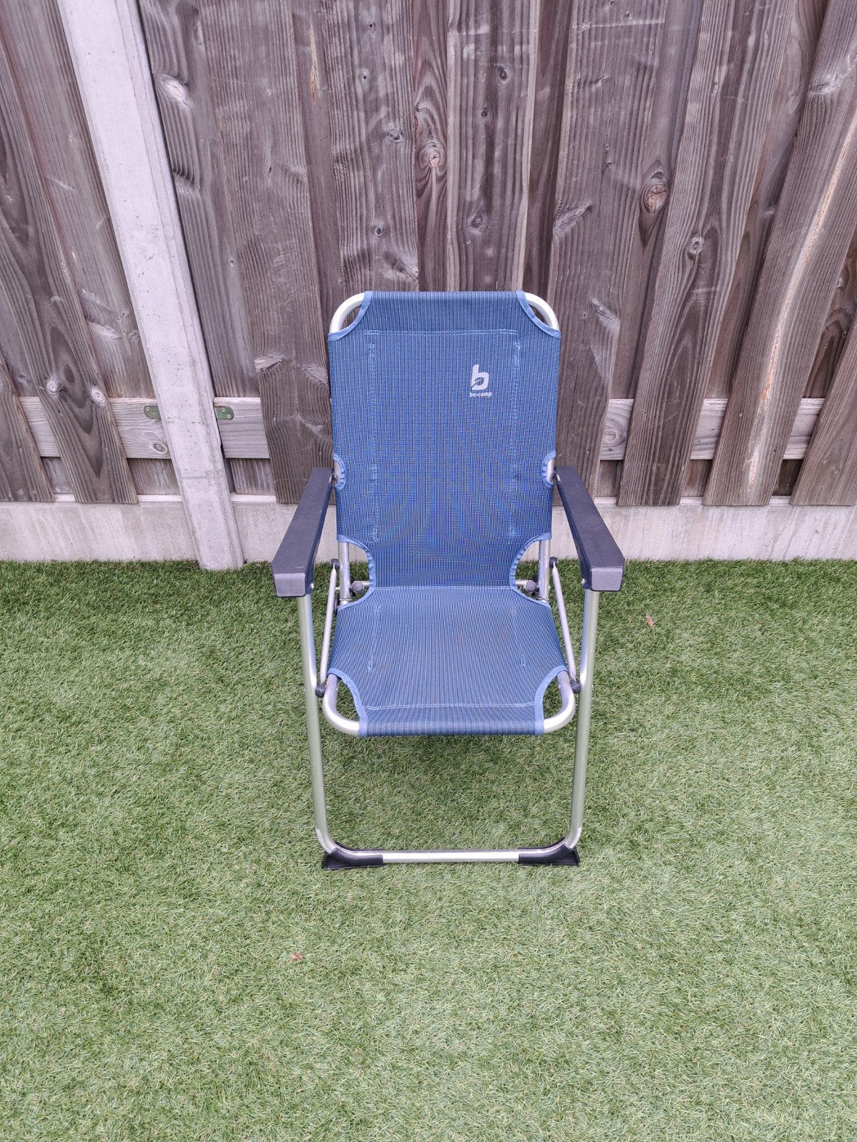 Stevige Bo-Camp kinderstoel - Ideaal voor camping/tuin, Ophalen of Verzenden, Zo goed als nieuw