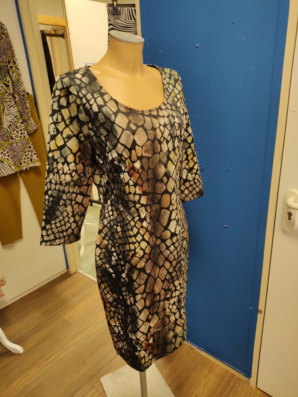 Dolce Vita jurk met slangenprint, Meerkleurig, Maat 42/44 (L), Ophalen of Verzenden, Zo goed als nieuw
