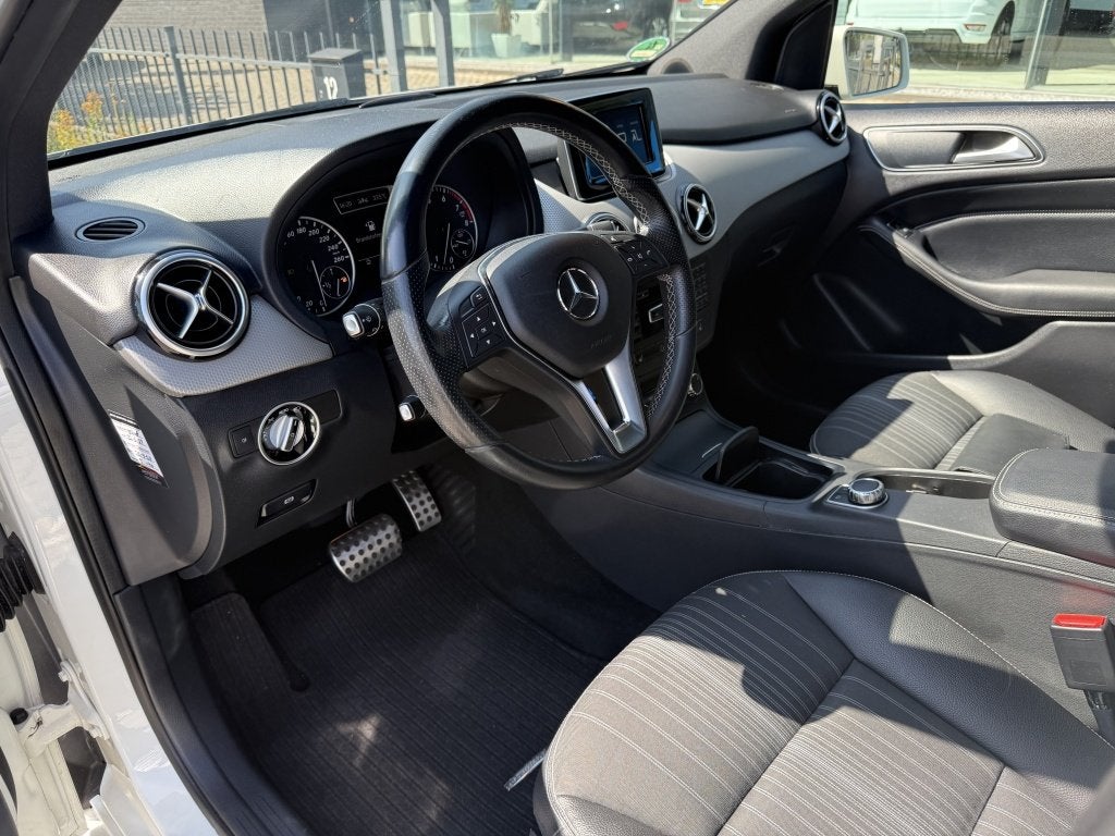Mercedes-Benz B-Klasse 200 AUT | Night pakket | Pano | afn t, Auto's, Automaat, Euro 5, 1325 kg, Gebruikt