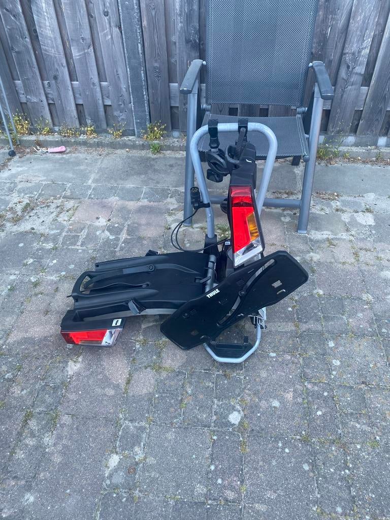 Thule EasyFold 932 fietsendrager voor 2 e-bikes, kantelbaar, Auto diversen, Ophalen of Verzenden, Gebruikt