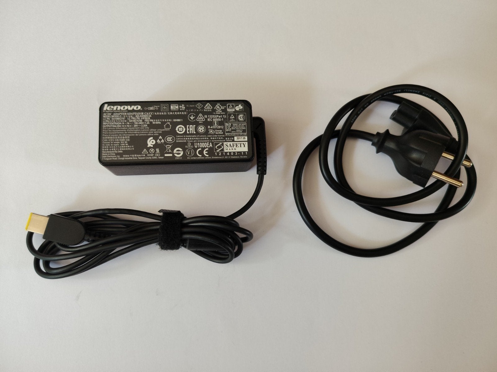 Lenovo Oplader ADLX45NDC3A - Zo goed als nieuw, Ophalen of Verzenden, Zo goed als nieuw, Lenovo