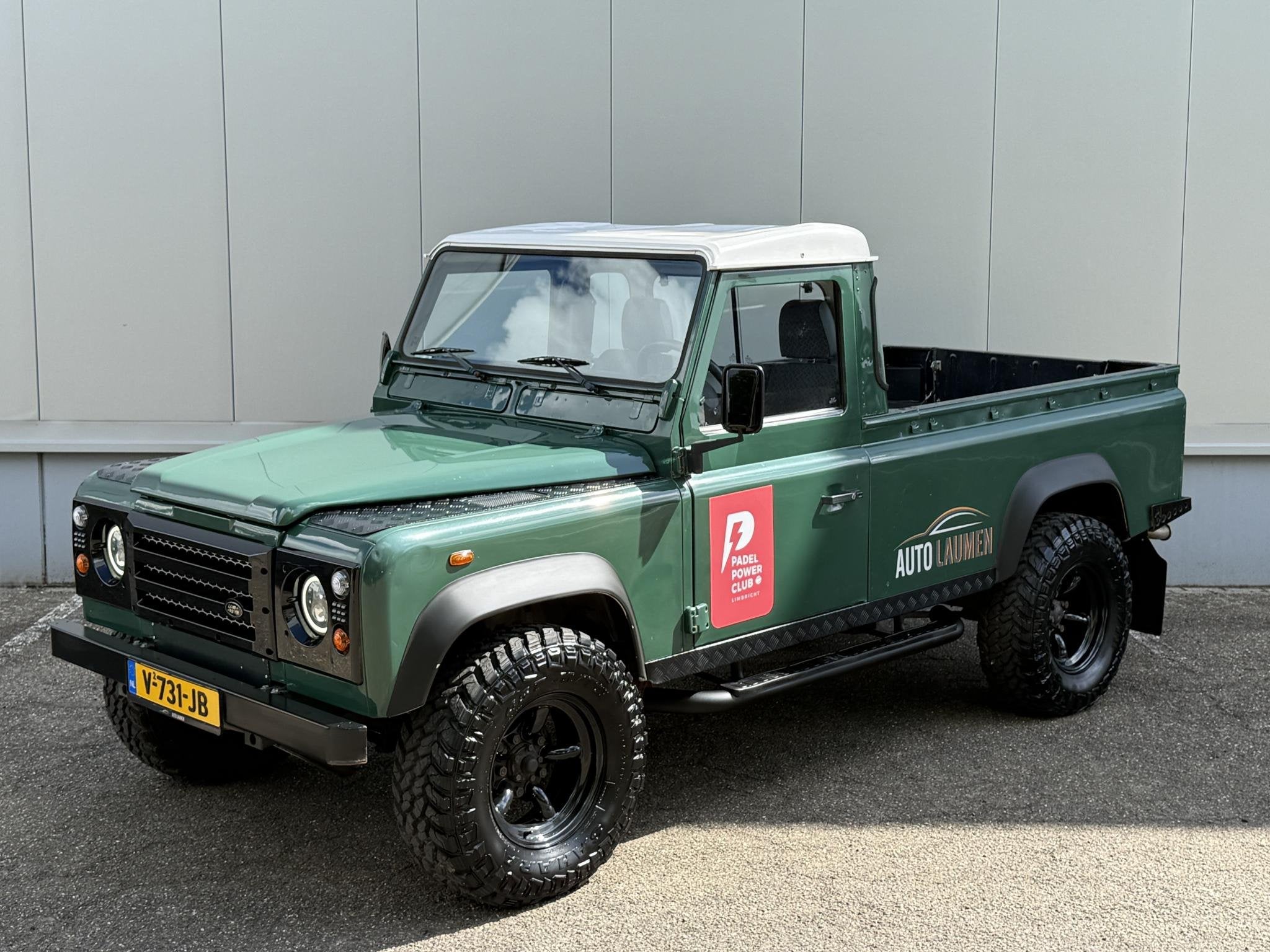Land Rover Defender 2.5 TD5 110 2 Persoons Pick Up LED Navig, Auto's, Stof, Gebruikt, 2495 cc, 122 pk