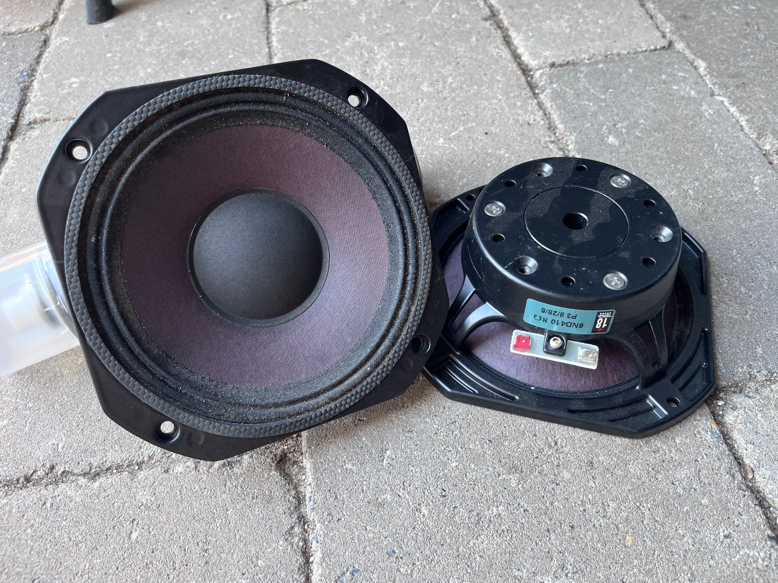 2x Eighteen Sound (18 Sound) 6ND410 8Ω - defect recone, Ophalen of Verzenden, Niet werkend, Overige merken